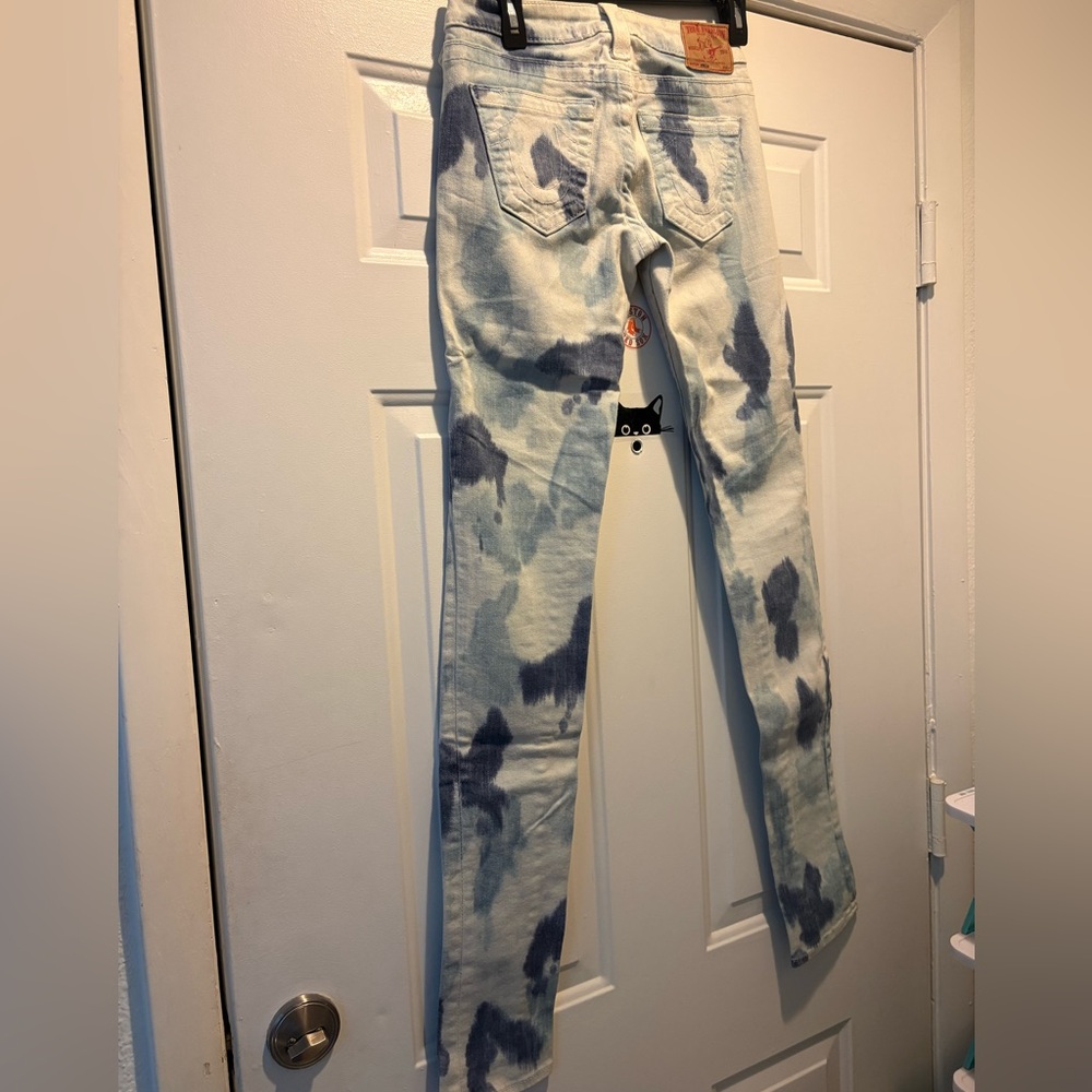 True Religion Blue and White Tie-Dye Jeans 25 - Picture 3 of 10